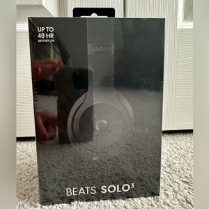 Beats Solo 3 Headphones
